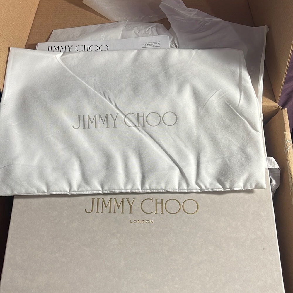Brand New never worn snow boots
